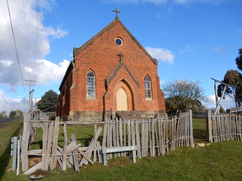 DSCN1453 Hill End Church.JPG